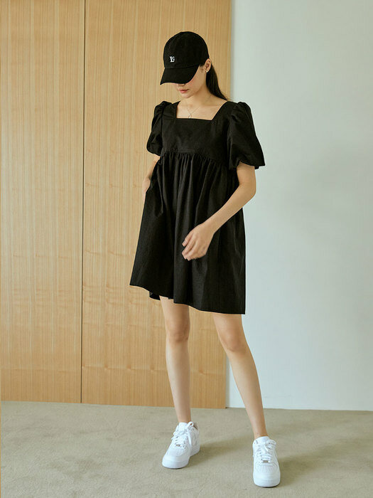 Square puff mini dress (black)