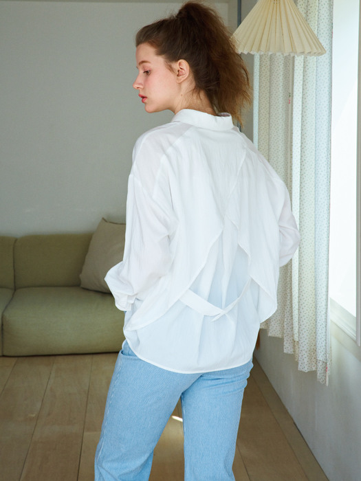 Backside detail point shirt_WH