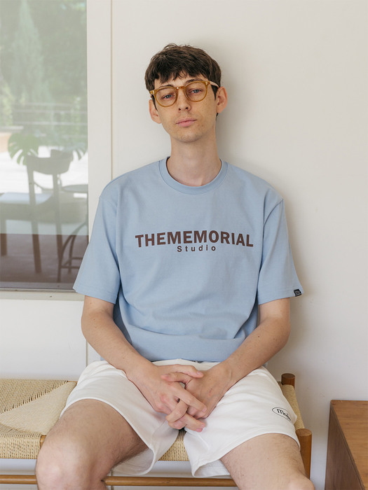 (UNISEX) Memorial Studio T-shirt 티셔츠 (소라)