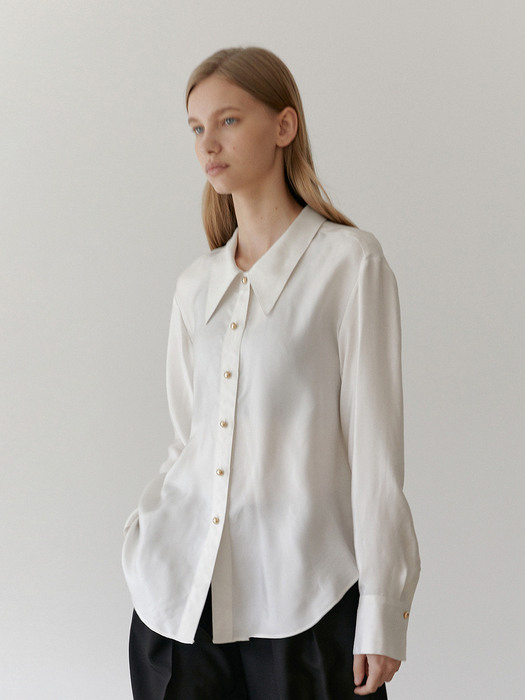 GABI low collar cupra twill sllky blouse_Ivory