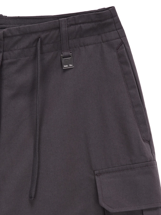 AUTUMN CARGO PANTS IN CHARCOAL