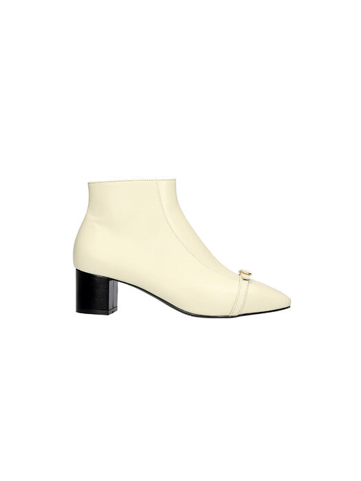 Julie ankle boots (ivory)
