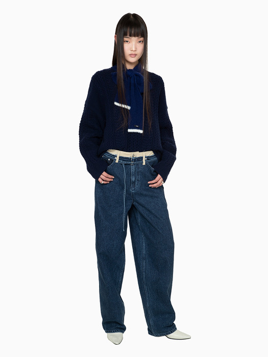 [FW22] HIGH-RISE BELTED STRAIGHT-LEG JEANS