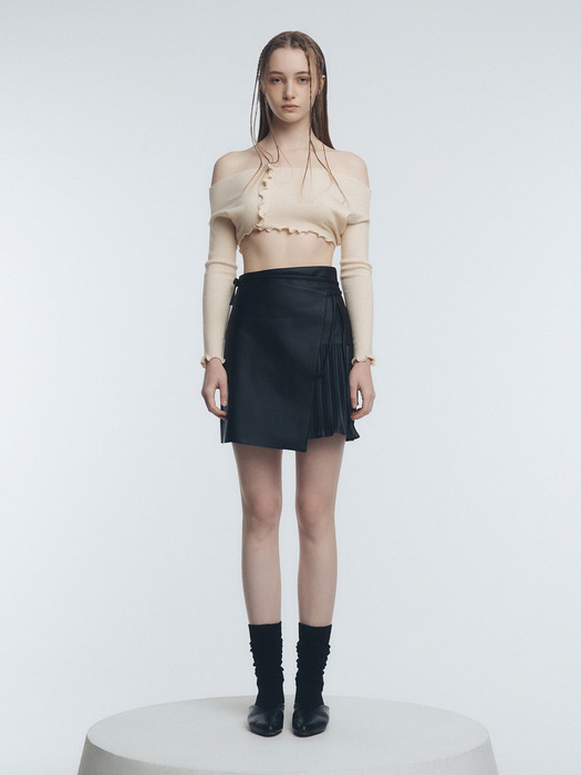 Side Pleats Strap Mini Skirt, Black