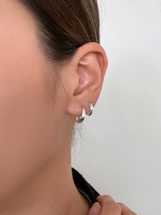 [SILVER 925] DAILY ANGLE ONE TOUCH EARRINGS (2size) AE223029