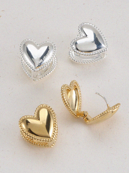 L.C.A Heart Earrings (2 Color)