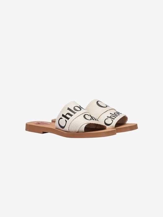 [WOMEN] 23SS WOODY FLAT MULE WHITE CHC22U188Z3 101