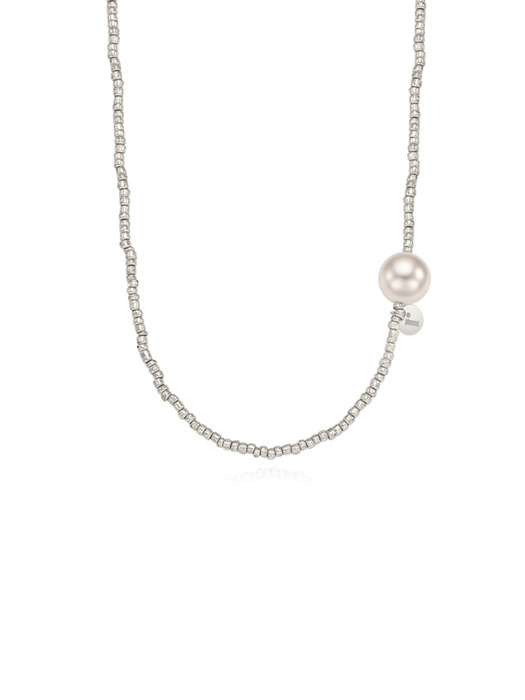 big pearl point necklace