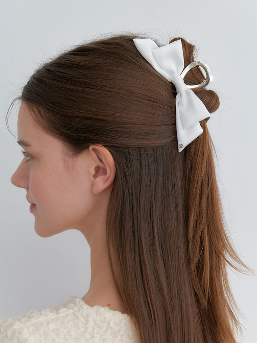[단독] edge ribbon hair clip