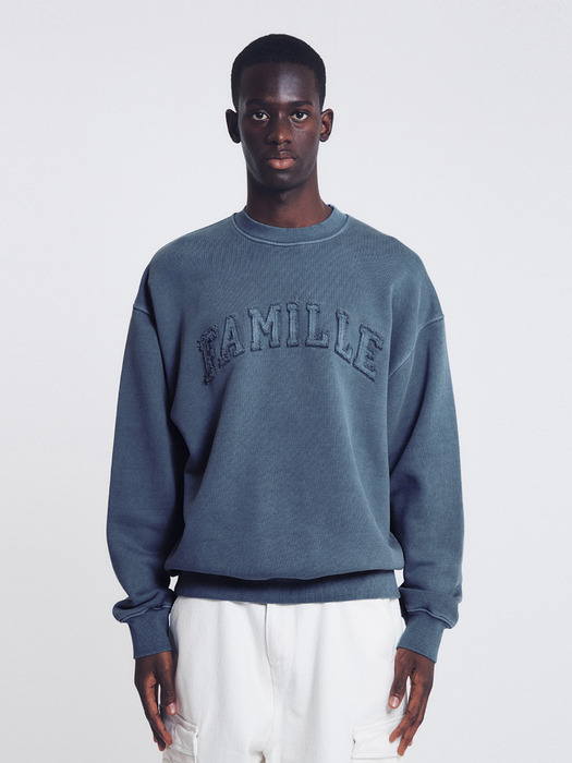 PIGMENT DYEING LOGO PATCH SWEATSHIRT (SMOKE BLUE)