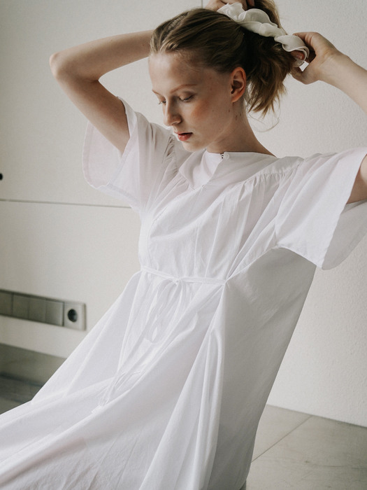 Shoulder Shirring Long dress - White