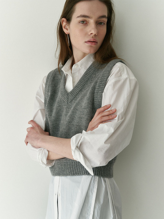 Wool 100 Vneck Knit Vest Grey_S241VE01