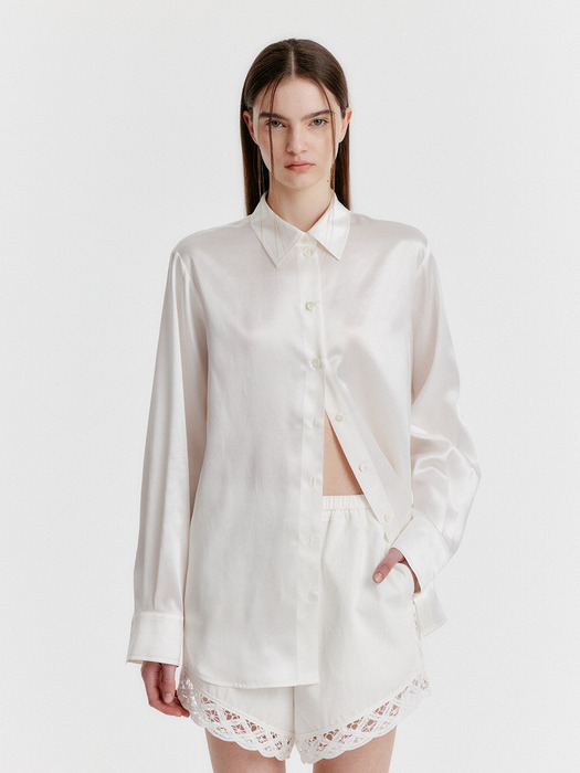 YIRINA Relaxed-fit Shirt - White