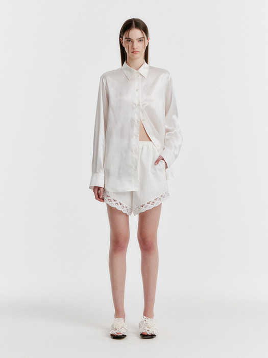 YIRINA Relaxed-fit Shirt - White
