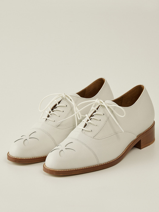Molly Signature Oxford Shoes_White