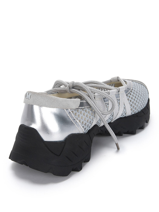 MESH BALLET SNEAKERS IN SILVER