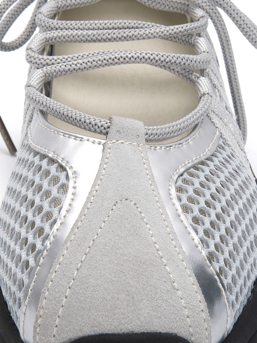 MESH BALLET SNEAKERS IN SILVER