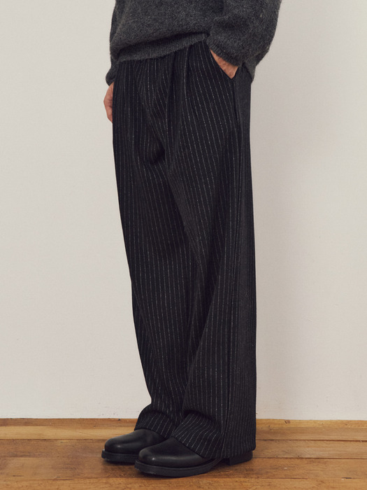 Essential Pin Stripe Wool Banding Slacks 2COLOR