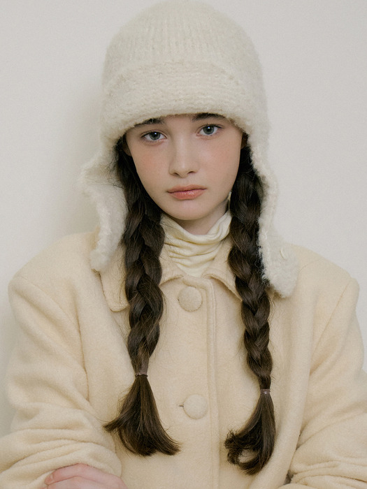 SOFT EARFLAP HAT COZY IVORY