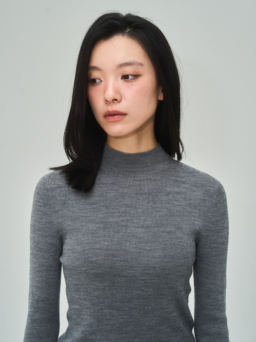 Half Turtleneck Ribbed Gray Knit