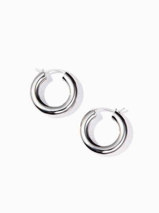bold pipe ring earring