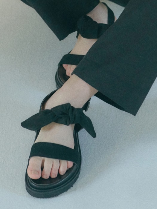 Knotted detail Sandals