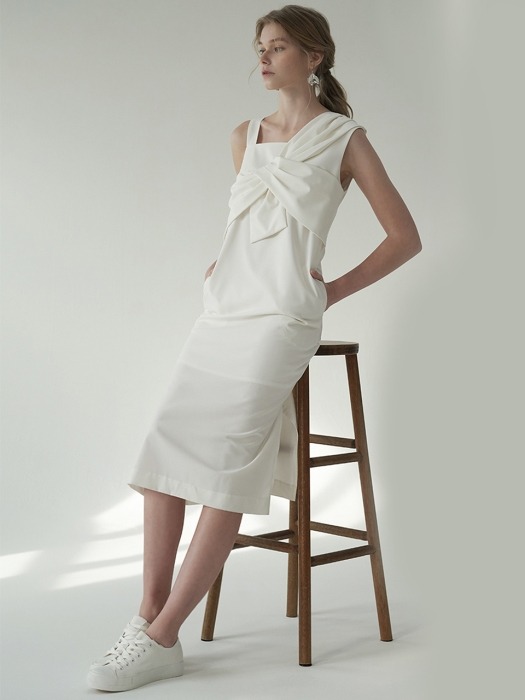 Ribbon H-line onepiece_Ivory