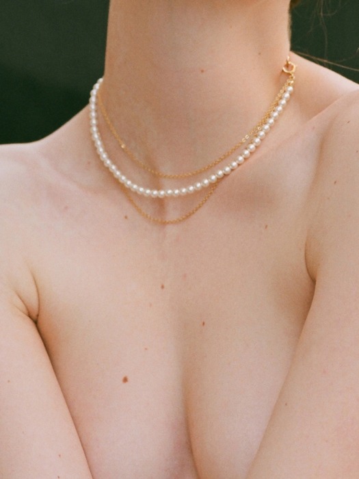 ADJUSTABLE LAYERED PEARL NECKLACE_908N03G