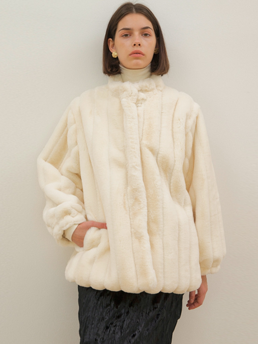 Fake Fur Jacket - Light Beige