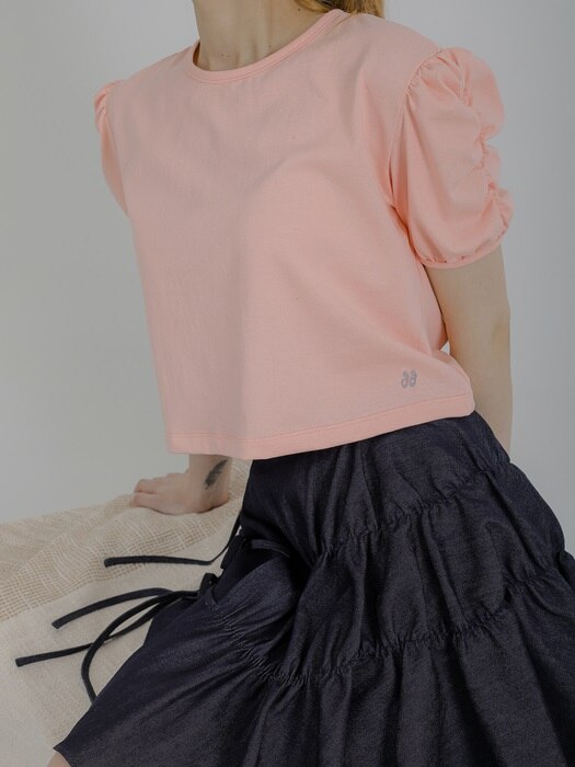 Comely shirring crop T-shirt (baby pink)