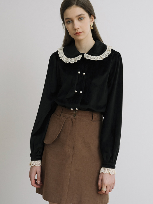 monts 1205 lace frill velvet blouse (black)