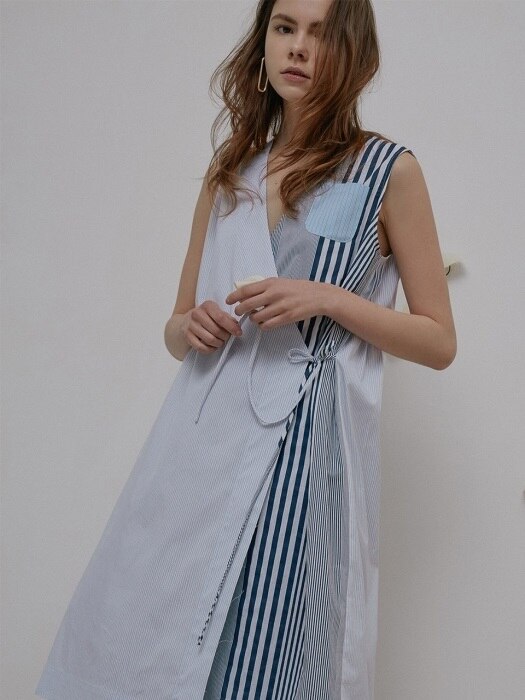 17ss Unbalanced pleats stripe vest ops C2SV01_BL