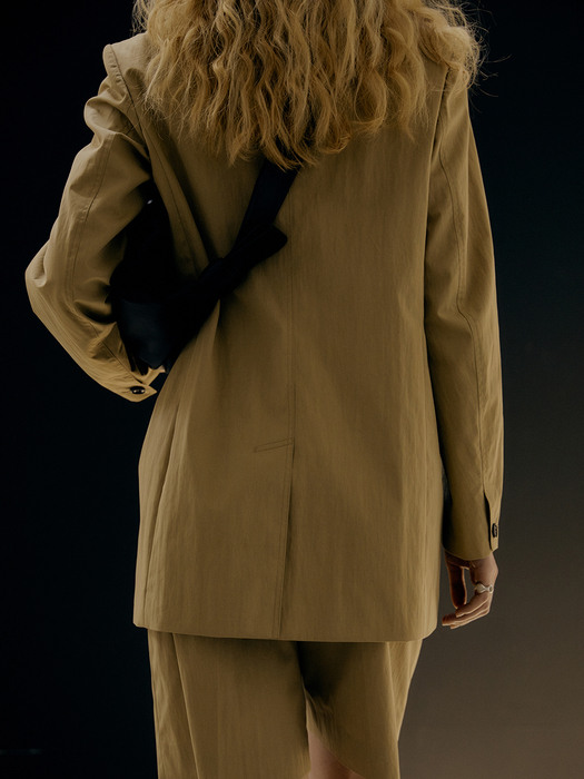 21SS CURVE SLEEVE COTTON BLAZER - BEIGE