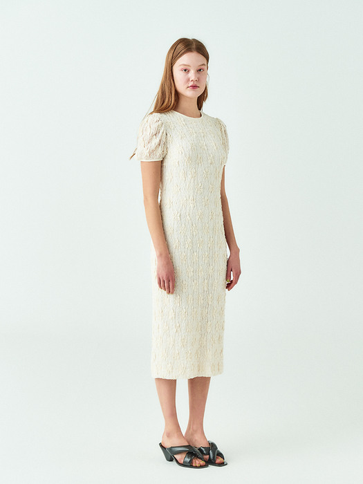 Lace Puff Line Dress in Cream
