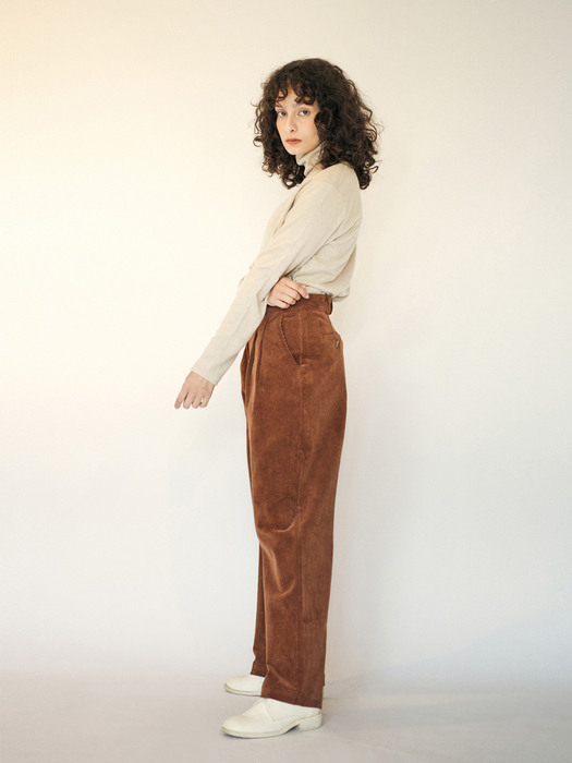 DOUBLE PLEATED CORDUROY PANTS - BROWN