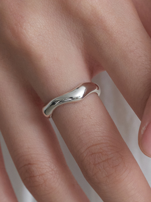 Comet ring