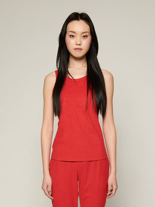 COMFY SLEEVELESS (RED)