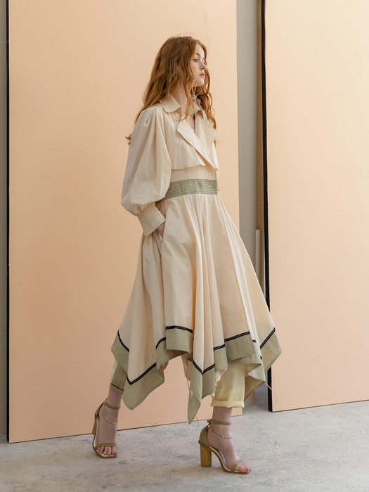 Color-block Asymmetric Trench Coat_CHAMPAGNE