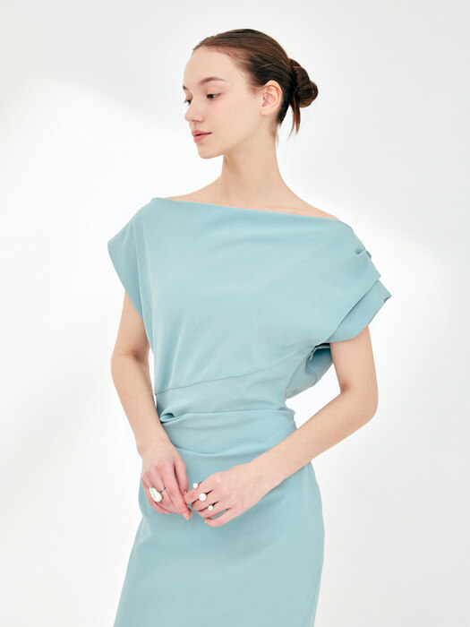 ATHENA Asymmetric sleeve H-line dress (Mint)