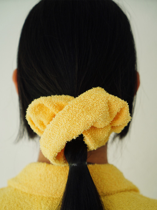 terry hair scrunchie (yellow)