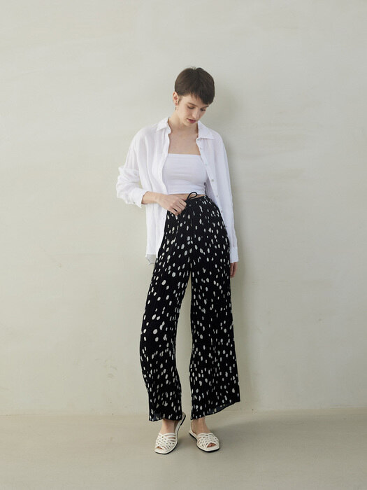 [2022] SUMMER DOT PLEATS PANTS_black