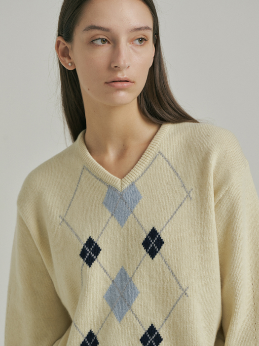 Argyle V-Neck Pullover Knit_CREAM