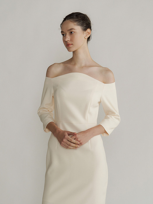 Off the shoulder dress (ivory)