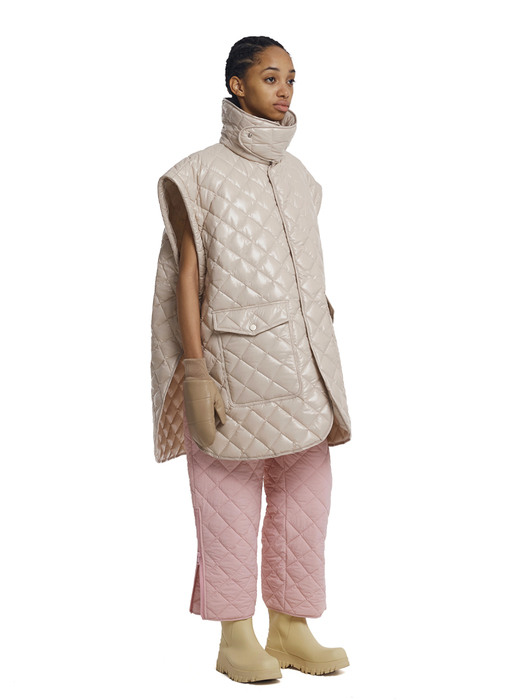 Detachable Sleeves Quilted Jacket_Ivory