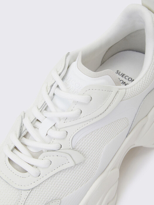 Chunky sporty sneakers(white)_DG4DS23011WHT