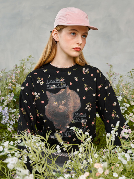 Flower Cat Lettering Sweatshirt (Black)