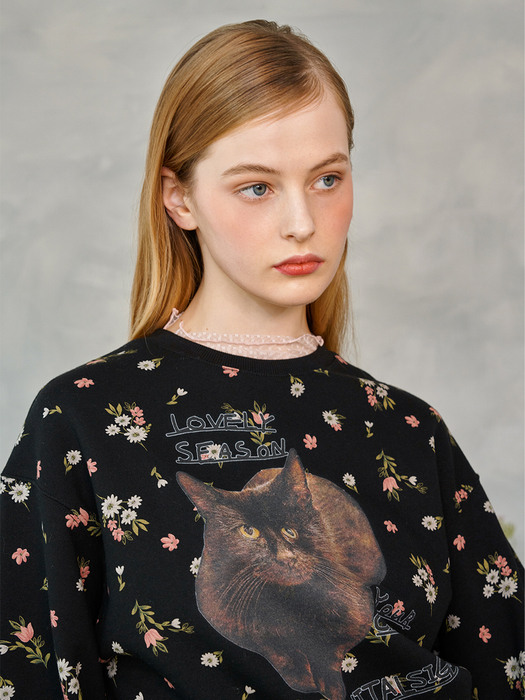 Flower Cat Lettering Sweatshirt (Black)