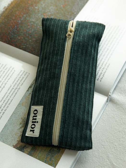 ouior flat pencil case - corduroy midnight green (middle zipper)