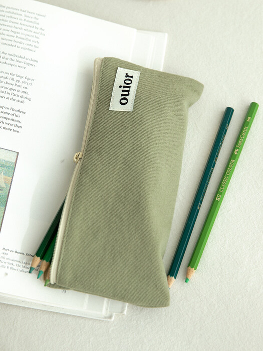 ouior flat pencil case - green tea (topside zipper)