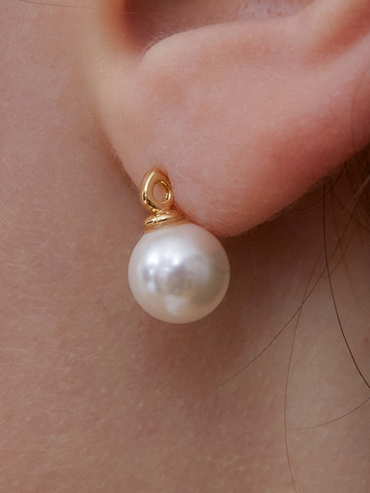 PEARL STUD EARRING_O